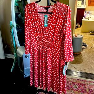 New with tags Maggy London polka dot salmon midi dress